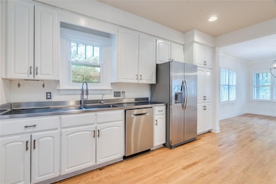 512 E 49th St unit A, Austin, TX 78751 - photo 7