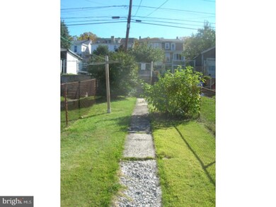 648 1/2 E Broad St, Tamaqua, PA 18252 - photo 7