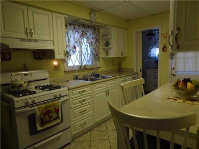Kitchen. Updated Kitchen with new appliances