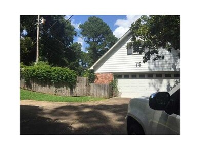 Garage Area. Side Entry- Corner Lot