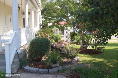 202 Mechanic St, Luray, VA 22835 - photo 6