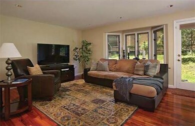 39B Morton St, Jamaica Plain, MA 02130 - photo 3