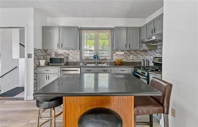 232 Benefit St, Pawtucket, RI 02861 - photo 6