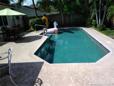 1051 Hamlin Terrace, Davie, FL 33325 - photo 7