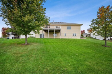 12685 Foxhill Cir N, Hugo, MN 55038 - photo 4