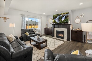 709 Koehler Ave SW, Orting, WA 98360 - photo 6