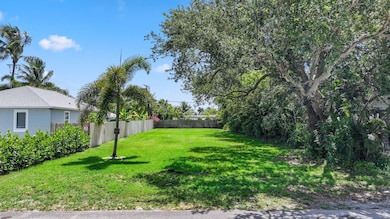 614 N 5th St, Lantana, FL 33462 - photo 3