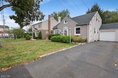 2670 Bancroft Ave, Union, NJ 07083 - photo 3