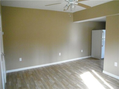 523 S Spring St, Manchester, TN 37355 - photo 2