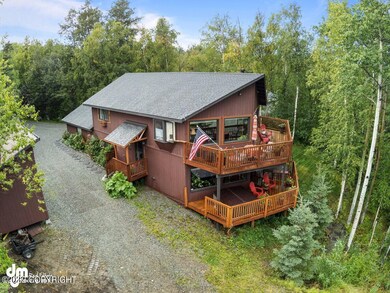 2745 N Lagoon