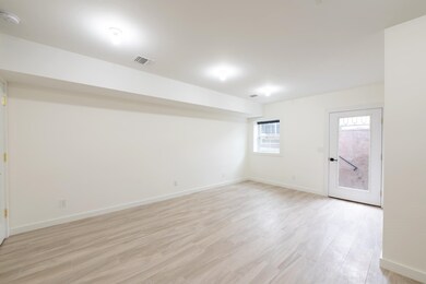 340 Randolph Ave unit 1, Jersey City, NJ 07304 - photo 3
