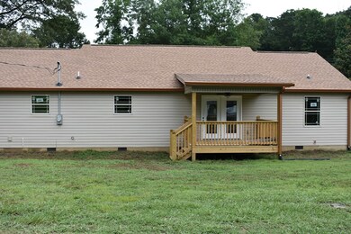 230 Brooker Dr, Dalton, GA 30721 - photo 2