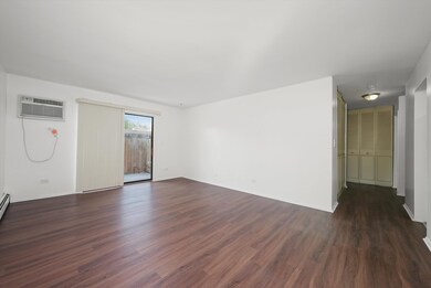 3531 Central Rd unit 103, Glenview, IL 60025 - photo 4