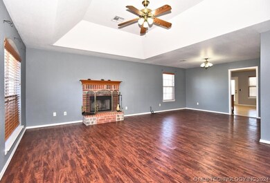 11703 S Fir Ave, Jenks, OK 74037 - photo 4