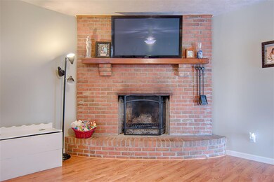 5599 Kenwood Dr, Newburgh, IN 47630 - photo 5