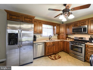 1365 Dogwood Ln, Vineland, NJ 08360 - photo 5