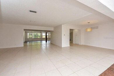2608 Sheridan Dr, Sarasota, FL 34239 - photo 4