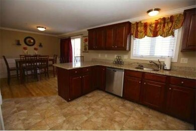 530 Mammoth Rd unit 38, Dracut, MA 01826 - photo 4