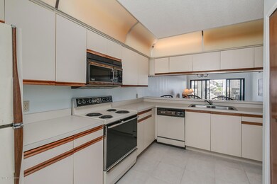 05_1000NAtlantic5128995_mls