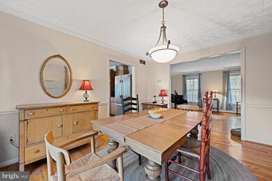 10951 Scaggsville Rd, Laurel, MD 20723 - photo 6