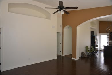 13582 Everingham Dr, Horizon City, TX 79928 - photo 6