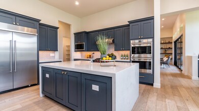 2675 E Hummingbird Way-26