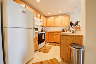 1446 SW 16th-10