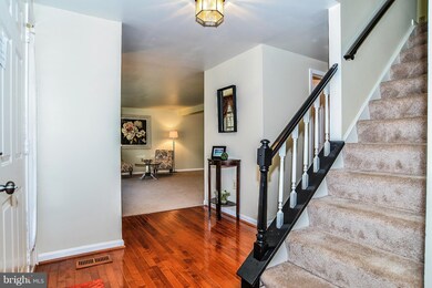 2284 Dosinia Ct, Reston, VA 20191 - photo 7