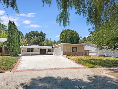 4741 San Feliciano Dr, Woodland Hills, CA 91364 - photo 2