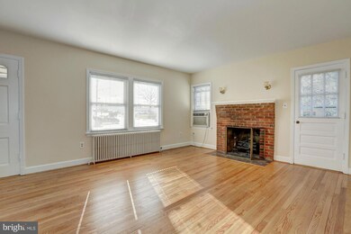 10814 Connecticut Ave, Kensington, MD 20895 - photo 3