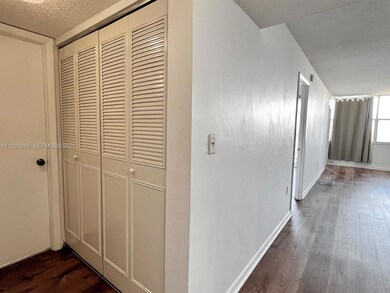 1300 NE Miami Gardens Dr unit 711E, Miami, FL 33179 - photo 6