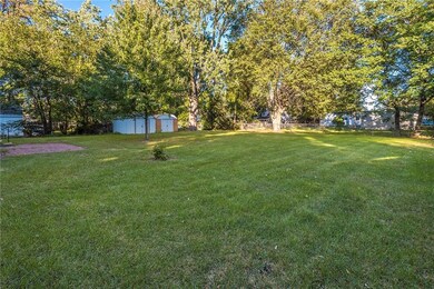 2741 51st St, Des Moines, IA 50310 - photo 4