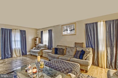 20 Marshal Ln, Willingboro, NJ 08046 - photo 4