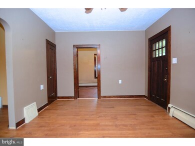2805 Old Pricetown Rd, Temple, PA 19560 - photo 4