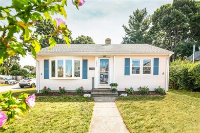 250 Terrace Ave, Riverside, RI 02915 - photo 2