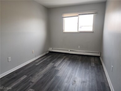 26680 Tungsten Rd unit 203, Euclid, OH 44132 - photo 5