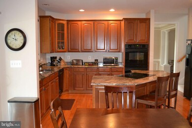 22038 Water Run Ct, Ashburn, VA 20148 - photo 2