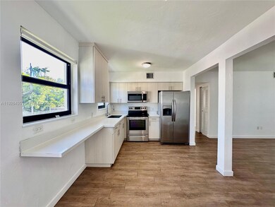 4204 SW 14 St unit 3, Miami, FL 33142 - photo 7