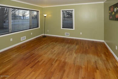 8th St 322 Plainwell (28 of 28).jpg