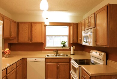 1443 Newcastle Way, Pensacola, FL 32534 - photo 6