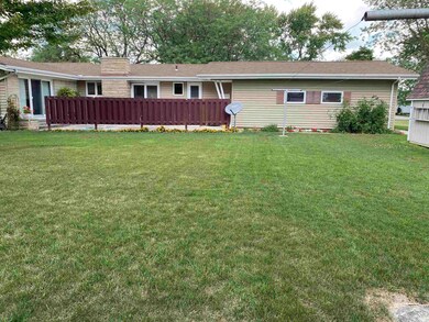 221 W Jackson St, Monroe, IN 46772 - photo 2