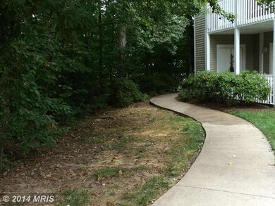 11977 Cardamom Dr, Woodbridge, VA 22192 - photo 3