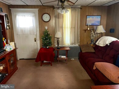 1811 Portship Rd, Dundalk, MD 21222 - photo 2