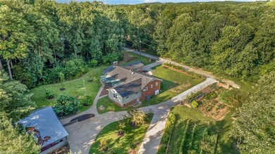 1186 Walker Cir, Asheboro, NC 27205 - photo 4