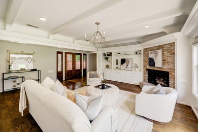 10011 Candlewood Dr, Houston, TX 77042 - photo 6