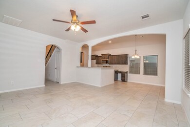 394 Lake Line Dr, Alvin, TX 77511 - photo 4