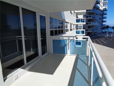 Commodore Condominium unit 211, Fort Lauderdale, FL 33308 - photo 5