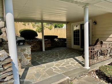 202 Stewart St, Old Forge, PA 18518 - photo 7