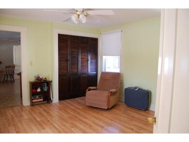 Dining room - unit 1