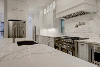 1435 Curtin St, Houston, TX 77018 - photo 6